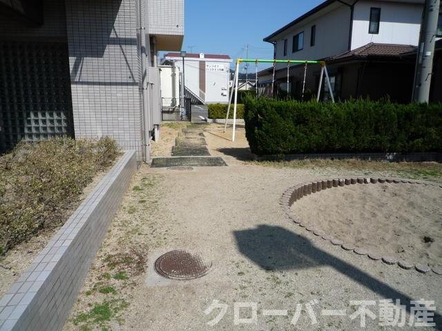 エーペックス宇多津のその他|マンション横に公園があります