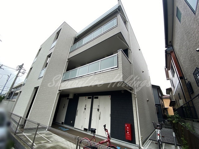 鎌倉市小袋谷２丁目の賃貸マンションの外観|鉄骨造3階建てマンション♪