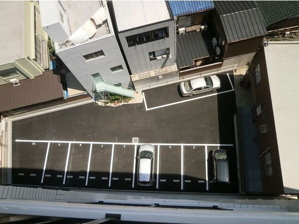 S-FORT鶴舞cubeの駐車場