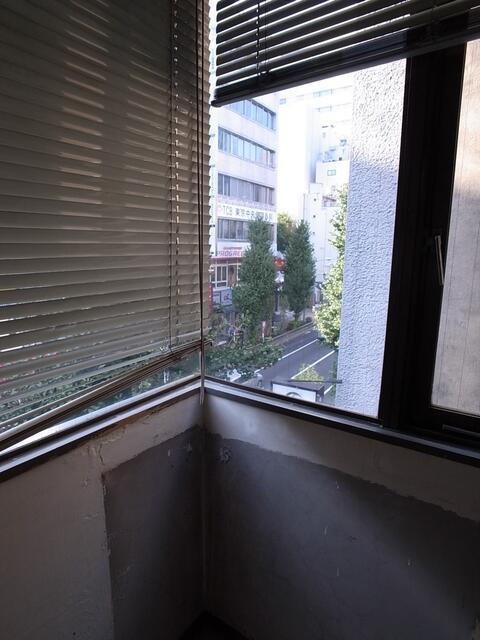 ハトヤビル
