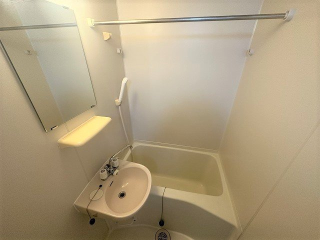 コンパクトで使いやすいお風呂です