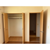 明るい室内です