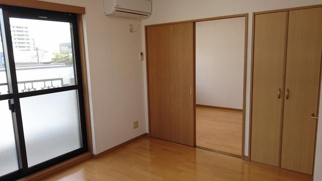 サンコート宮原の居間・リビング