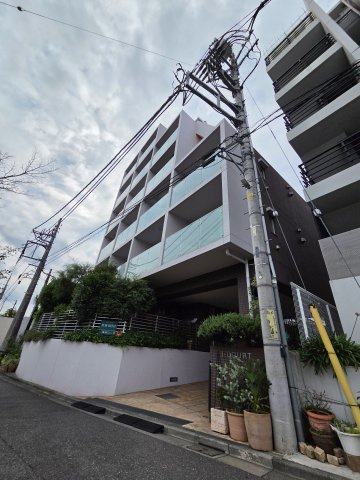 Ｉ－ＣＯＵＲＴの外観