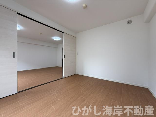 パレ平塚すみれ平四番館　の内装|新規リフォーム完了！　6帖　洋室