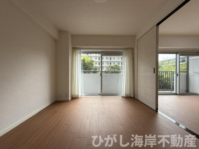 パレ平塚すみれ平四番館　の洋室|新規リフォーム完了！　6帖　洋室
