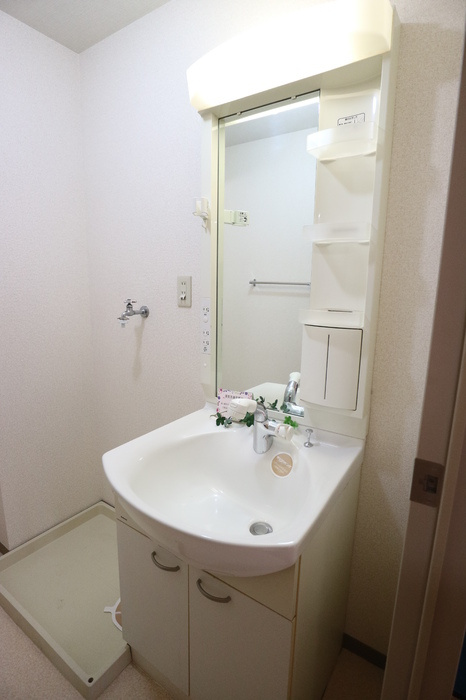 黒川グリーンハイツC棟の洗面所|※別のお部屋のお写真です※