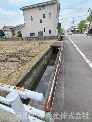 ６７０６２　岐阜市六条北３丁目土地の外観