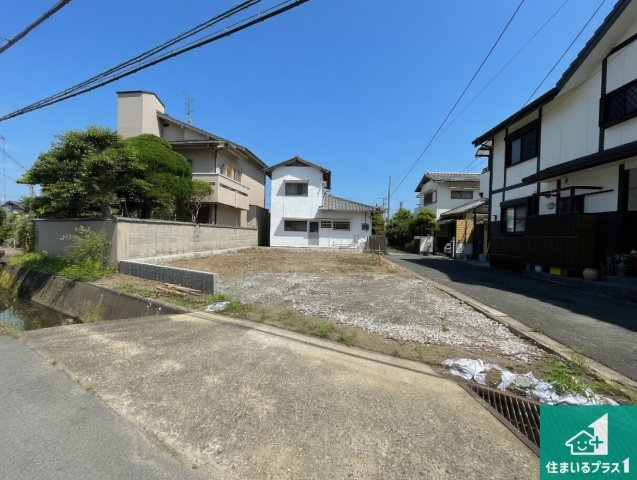 1(土)2(日)現地説明会　天理市平等坊町の前面道路含む現地写真|駅やスーパー、小学校・中学校等日常生活に欠かせない情報や道のりもご紹介いたしますのでお気軽にご相談ください。