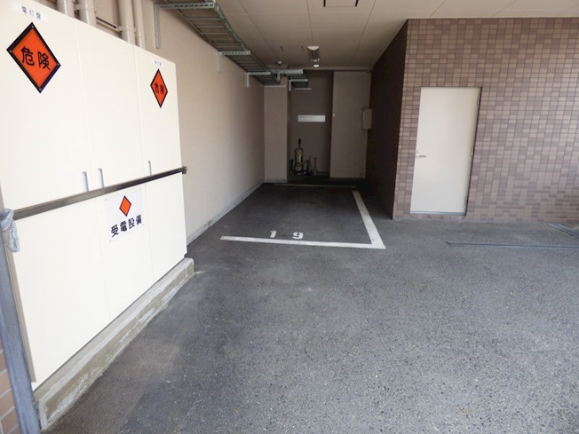 【駐車場】プラザインペリアル