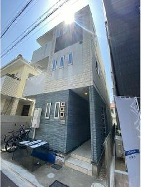ブリリアントアパートメント伝馬の外観