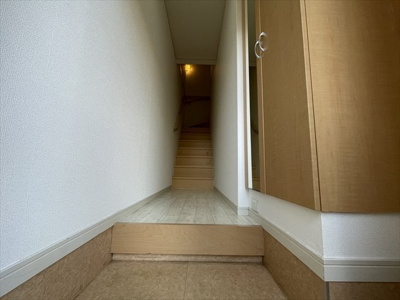 【玄関】 | リュクス西明石Ⅱ | ※同建物別部屋の写真になります。