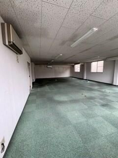 名東区高針事務所倉庫の内装