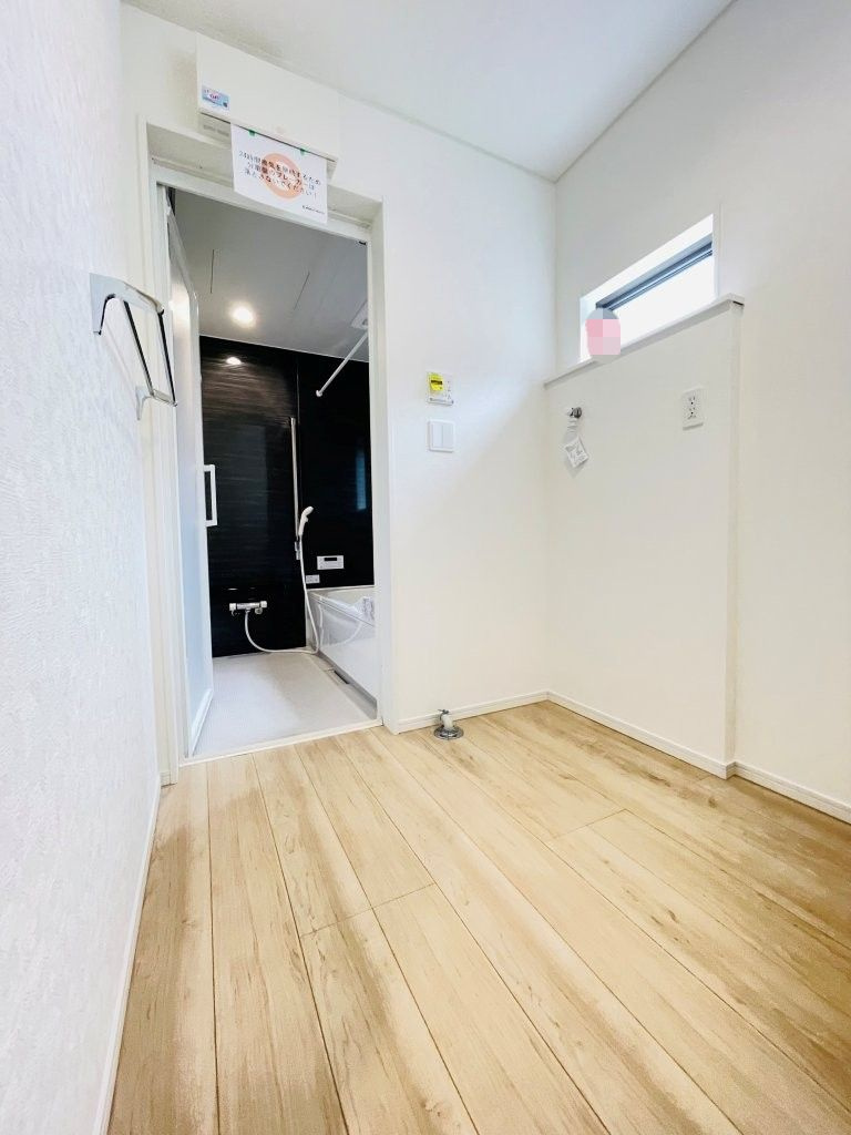 豊田市神池町第2　新築分譲住宅　全2棟　1号棟の脱衣所