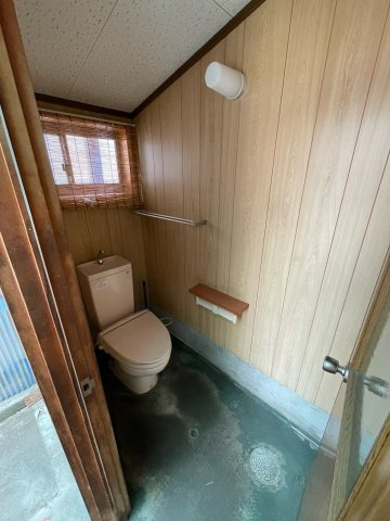 大久保町大窪倉庫のトイレ