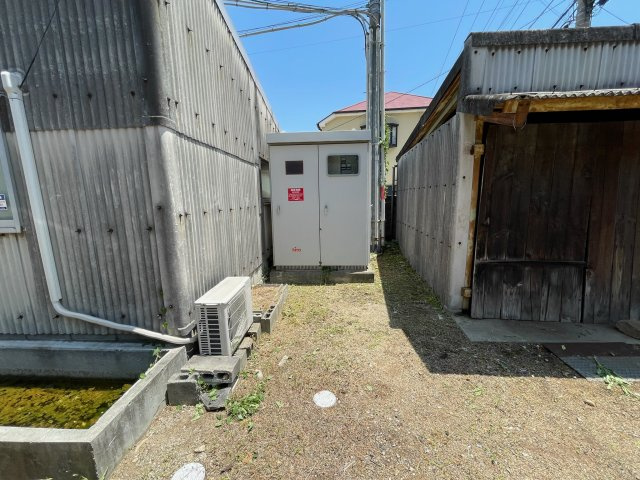 大久保町大窪倉庫の設備