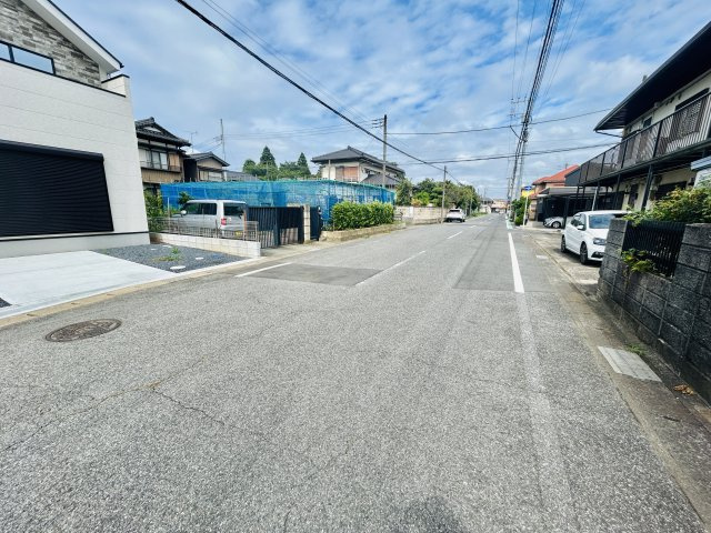 千葉市中央区松ケ丘町７期の前面道路含む現地写真
