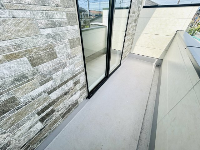 千葉市中央区松ケ丘町７期のバルコニー