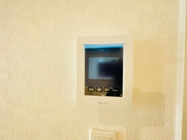 豊田市神池町第2　新築分譲住宅　全2棟　2号棟のセキュリティ|モニター付きインターホンで来客対応も安心です♪