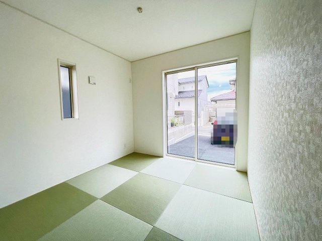 豊田市神池町第2　新築分譲住宅　全2棟　2号棟の和室|LDKの横にある和室はお子様の遊び場やお昼寝などにも使えます。