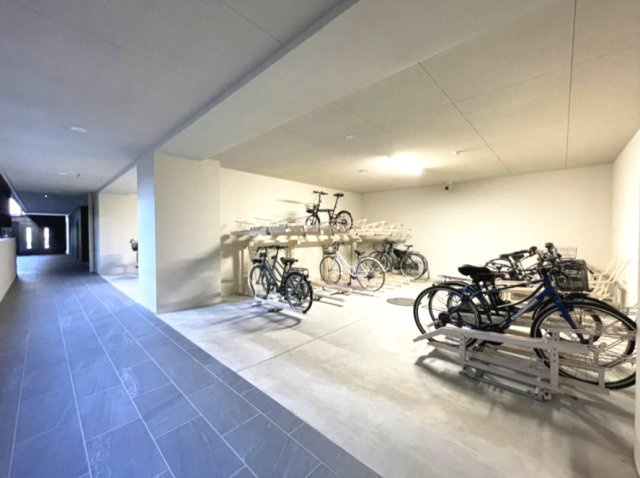 ブランシエラ鹿児島のその他共用部分|敷地内自転車置き場です