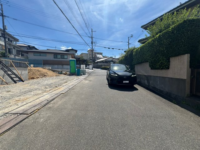 ーBloom－ブルームー小倉南区朽網西5丁目2期　【小倉南区　新築戸建て】の前面道路含む現地写真|現地撮影　2026,7,31　ーBloom－ブルームー小倉南区朽網西5丁目2期　【小倉南区　新築戸建て】