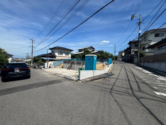 ーBloom－ブルームー小倉南区朽網西5丁目2期　【小倉南区　新築戸建て】の前面道路含む現地写真|現地撮影　2026,7,31　ーBloom－ブルームー小倉南区朽網西5丁目2期　【小倉南区　新築戸建て】