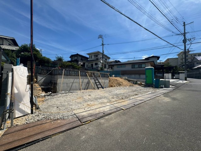 ーBloom－ブルームー小倉南区朽網西5丁目2期　【小倉南区　新築戸建て】の前面道路含む現地写真|現地撮影　2026,7,31　ーBloom－ブルームー小倉南区朽網西5丁目2期　【小倉南区　新築戸建て】