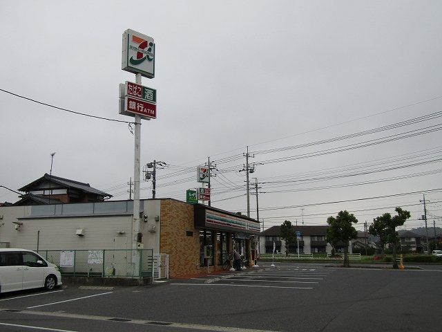 セブンイレブン新茂原店まで170m