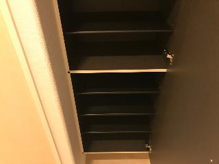 ファインヴィラⅨ（ナイン）増築新築工事の収納|下駄箱（イメージ）