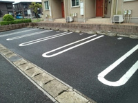 駐車場があるので、車を買う予定の方も安心です