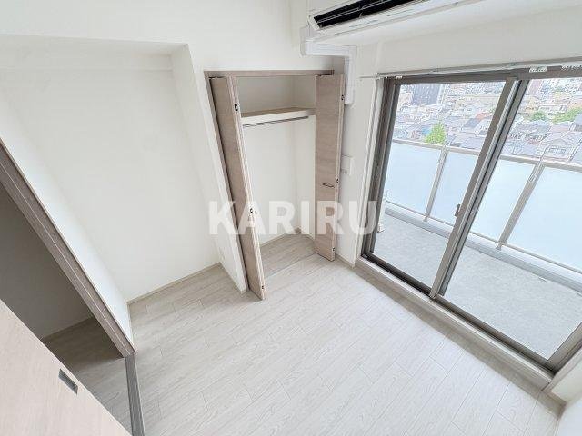 ＡＮＤ　ＴＥＲＲＡＣＥ　文の里の子供部屋