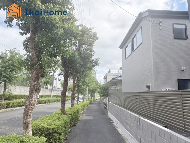 神戸市西区竹の台4丁目　全2棟2号棟　新築戸建の周辺|【ホームページに現地動画掲載中】●年中無休：当日予約可●両面道路で陽当り通風良好！隣地との間隔も◎
