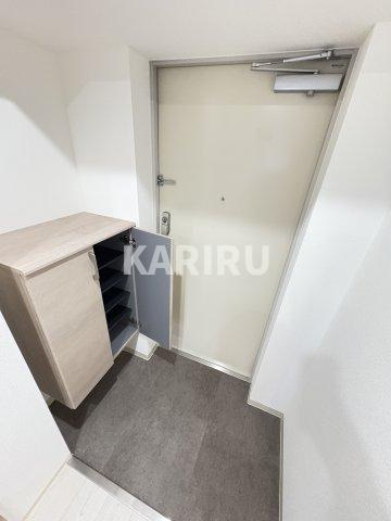 ＡＮＤ　ＴＥＲＲＡＣＥ　文の里の玄関