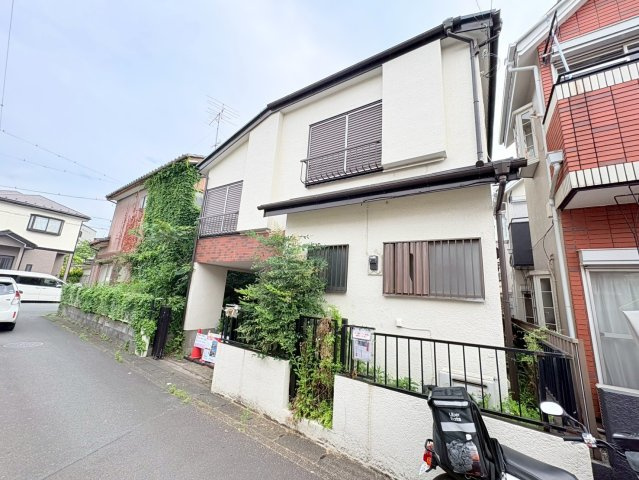 坂戸市中富町　建築条件なし売地　東武東上線『坂戸駅』徒歩9分　【浅羽野小学区】の前面道路含む現地写真