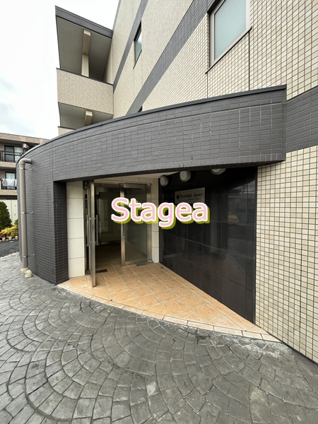 エクセレント クローバーのエントランス