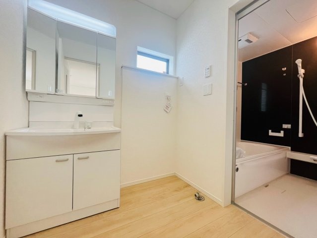 ♥♥うるま市勝連南風原第６－2号棟（全２棟）のその他