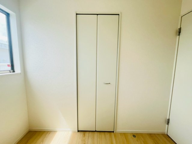 ♥♥うるま市勝連南風原第６－2号棟（全２棟）の収納|便利な収納スペースです