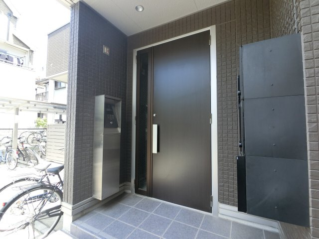Ｇｒｅｉｇｅ（グレージュ）のエントランス