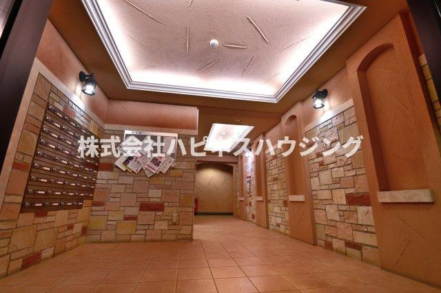 インシュランスビルⅥ大山台のロビー