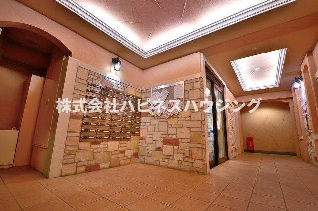インシュランスビルⅥ大山台のロビー