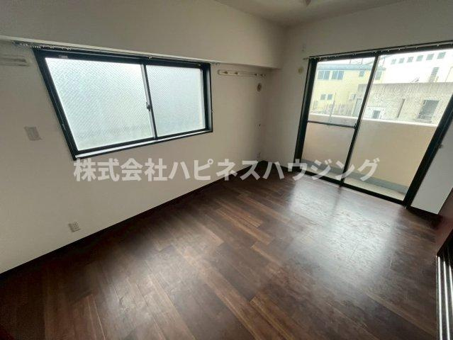 インシュランスビルⅥ大山台の洋室