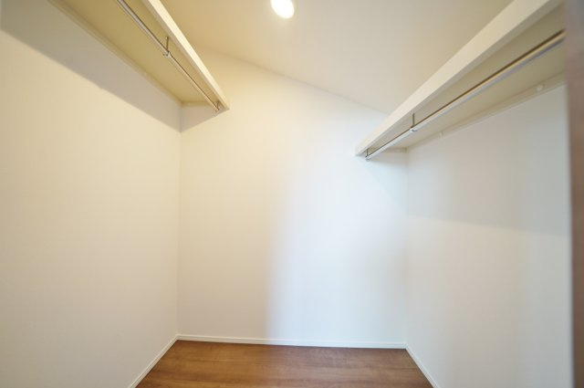 【横浜市中区本牧町1丁目218-5全3棟新築戸建て】★仲介手数料無料★（大鳥小学校・本牧中学校）の収納