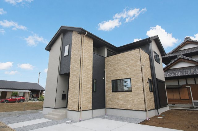 小山市東城南２丁目の新築一戸建