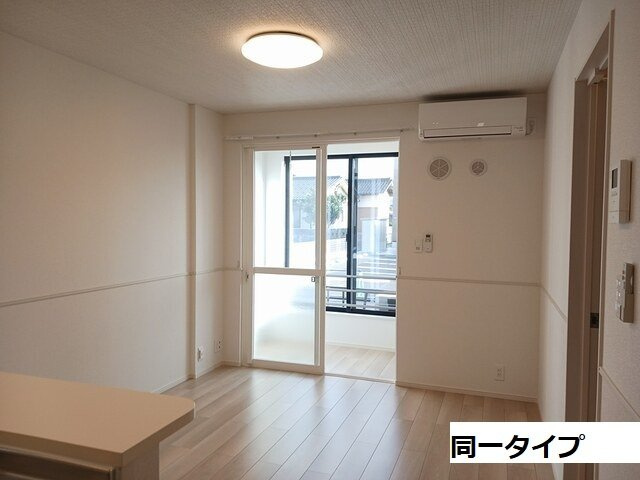 ステイズ　河合の居間・リビング|ゆったり過ごせる居間です