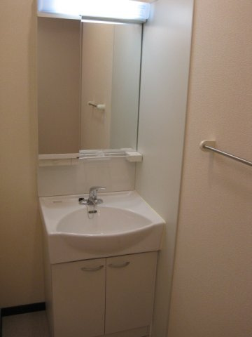 レオネクストグレイスヒカリの内装|独立洗面台付き