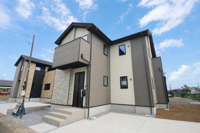 小山市東城南２丁目の新築一戸建