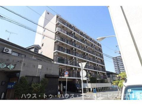 コンフォール小泉の外観