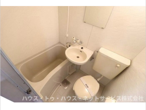 コンフォール小泉の浴室