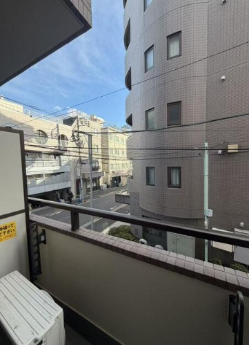 【バルコニー】 | シャローム大塚 | 豊かな陽光に照らしだされる素敵な空間に感動すら覚えます。